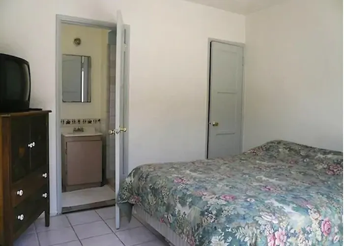 Top Beachfront Hotels in Santa Monica