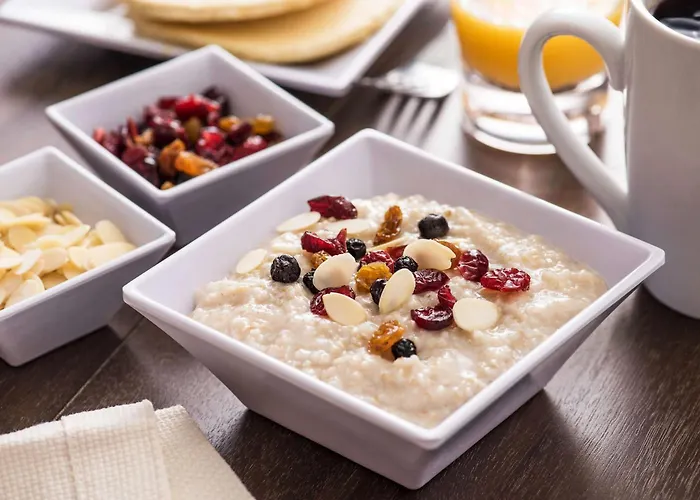 Best Hotels in North Charleston with Indoor Pool