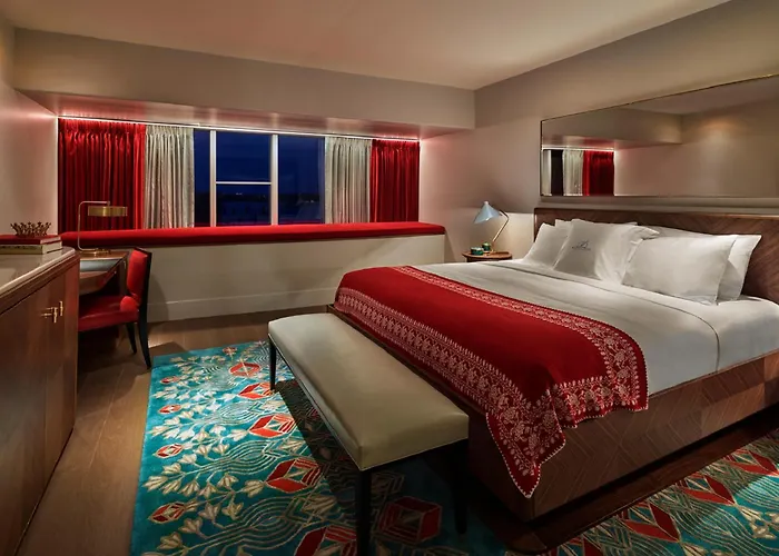 Top-Tier Hotels in Miami Beach Paradise