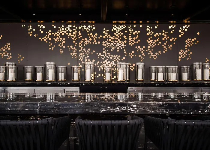 Best Hotels Close to Private Bank Theater Chicago