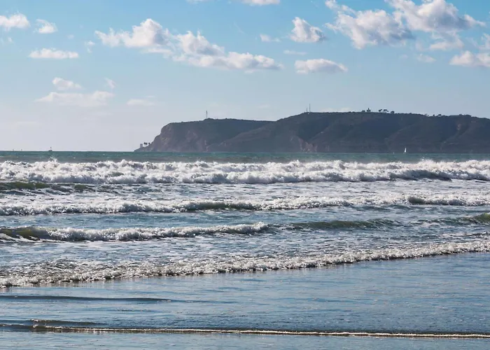 Top Hotels Beside SeaWorld San Diego