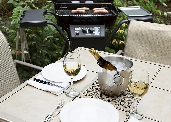 Top Hotels in Ashland Offering Peaceful Getaways