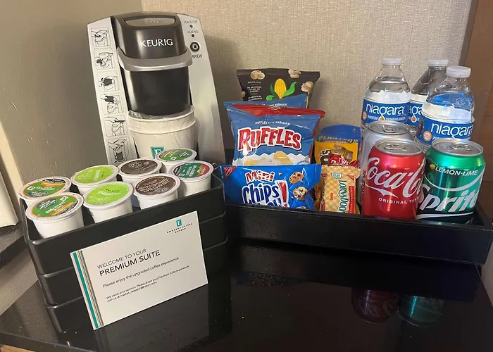 Best Hotels in Chicago with Pool